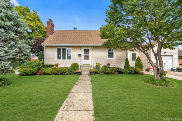 1039 Elizabeth Street, Baldwin, NY 11510