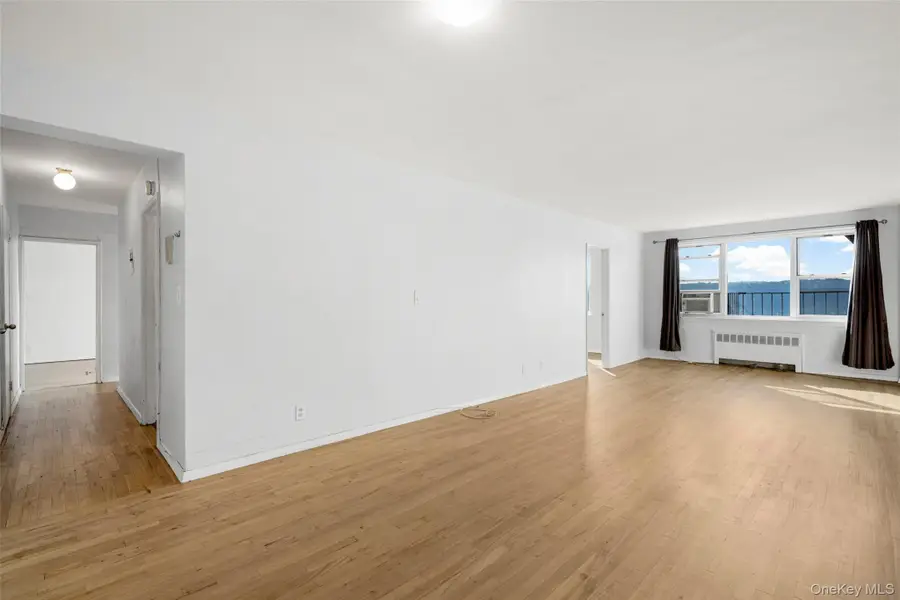 279 N Broadway #6T, Yonkers, NY 10701 - Image #3