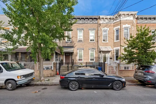 285 Lincoln Avenue, Brooklyn, NY 11208
