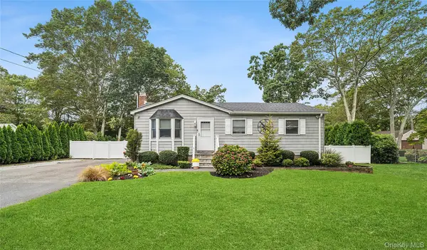 53 Timber Drive, Calverton, NY 11933