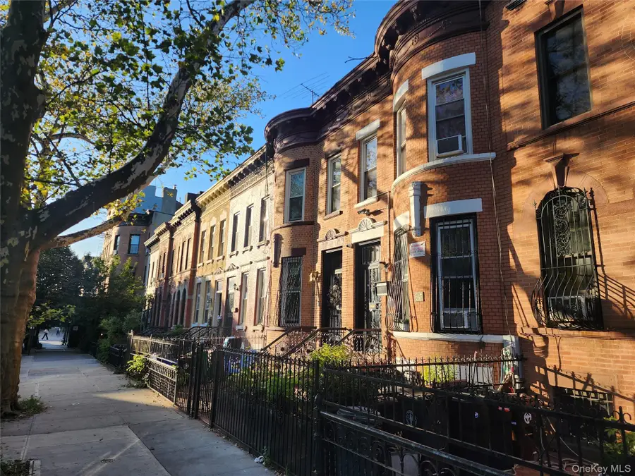 647 Saint Johns Place, Brooklyn, NY 11216 - Image #2
