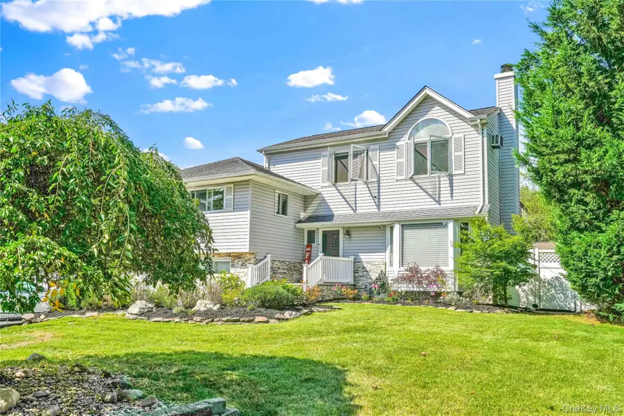 2 Amherst Lane, Smithtown, NY 11787 - Image #2