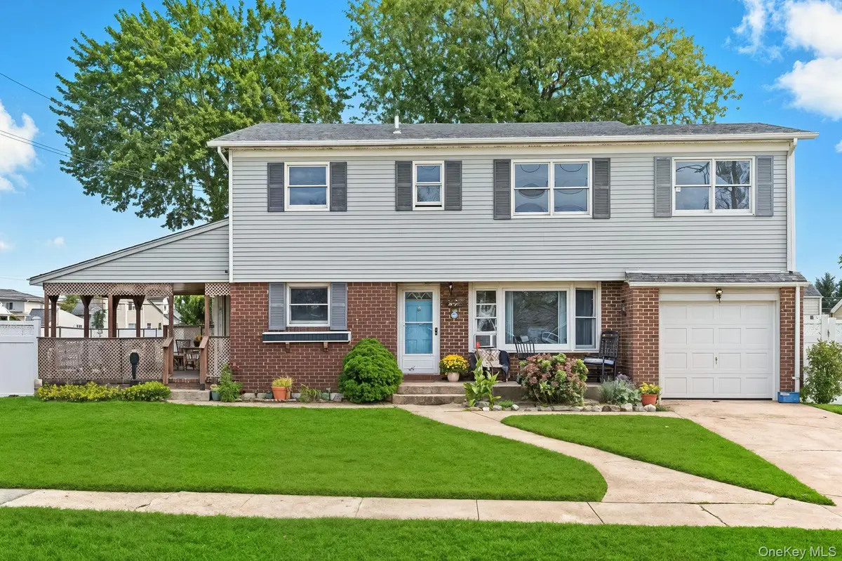 395 Pacific Street, Massapequa Park, NY 11762 - Image #1