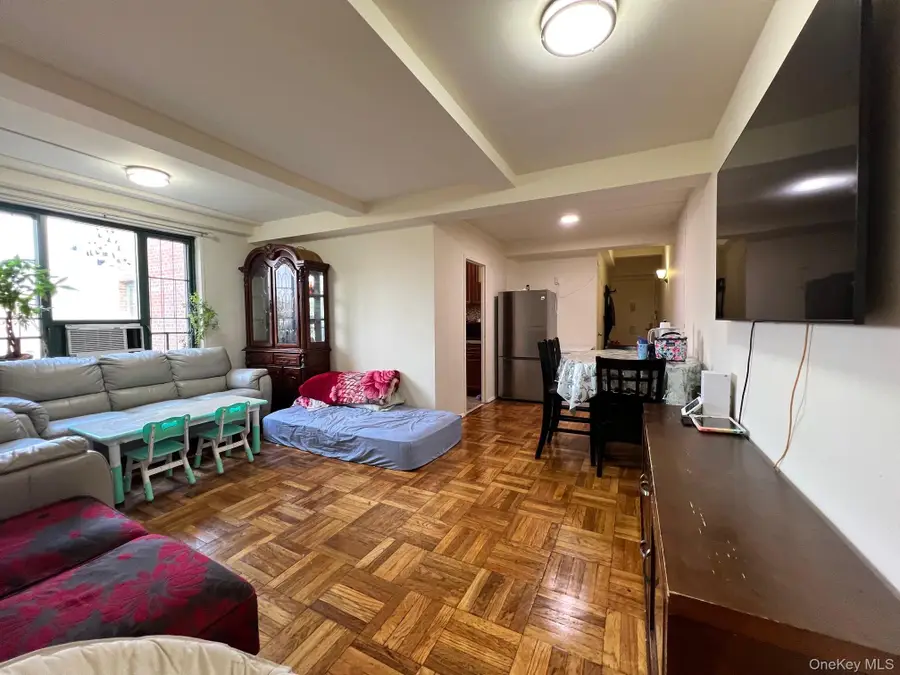 1553 Unionport Road #7F, Bronx, NY 10462 - Image #2