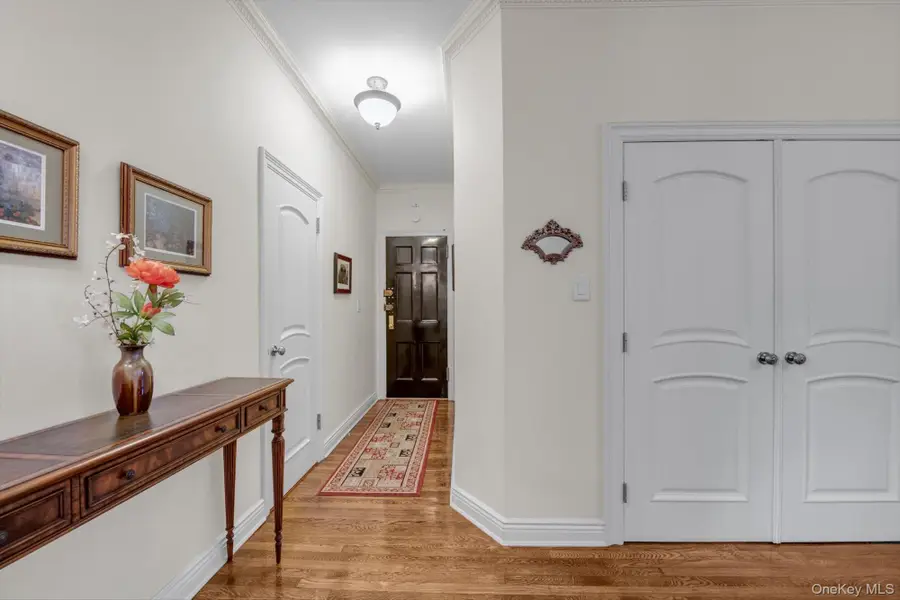 68-10 108 Street #2F, Forest Hills, NY 11375 - Image #2