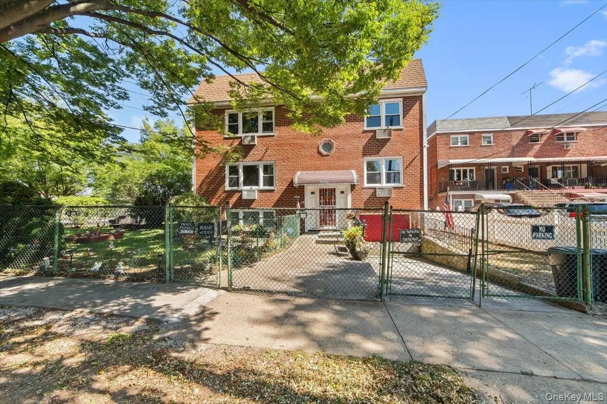 3950 Throggs Neck Expressway, Bronx, NY 10465 - Image #1