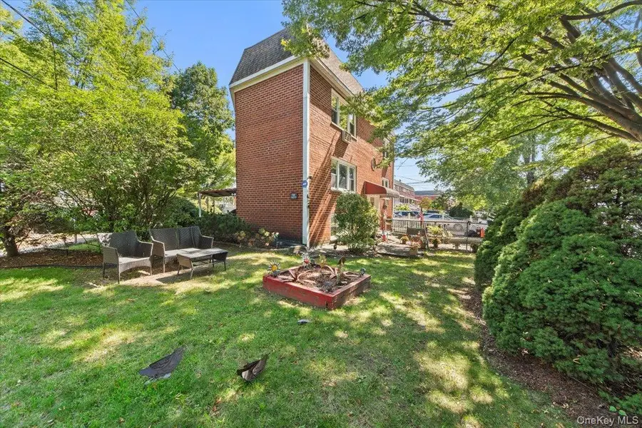 3950 Throggs Neck Expressway, Bronx, NY 10465 - Image #3