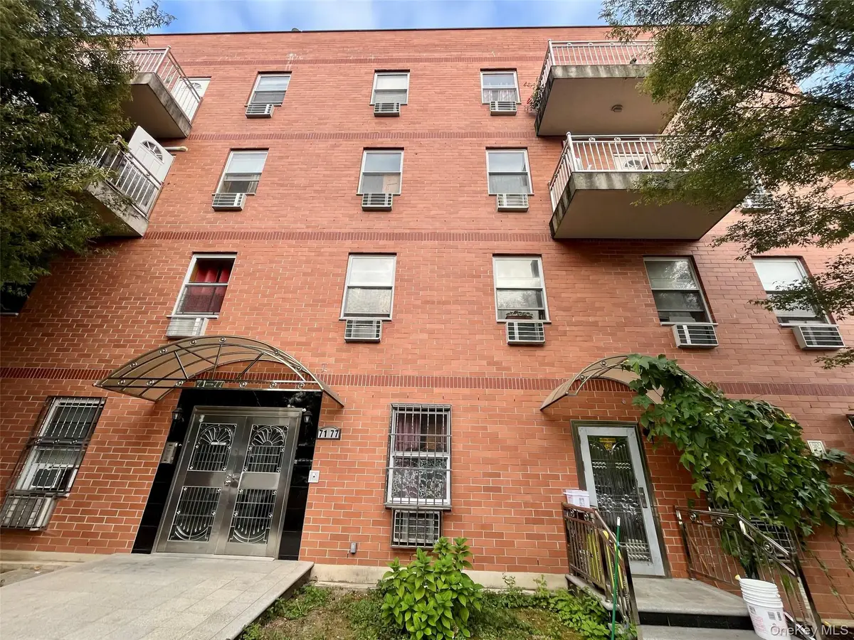 7177 159th Street #3D, Fresh Meadows, NY 11365 - Image #1