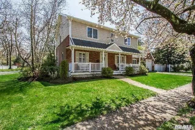 204 Margaret Boulevard, Merrick, NY 11566 - Image #2