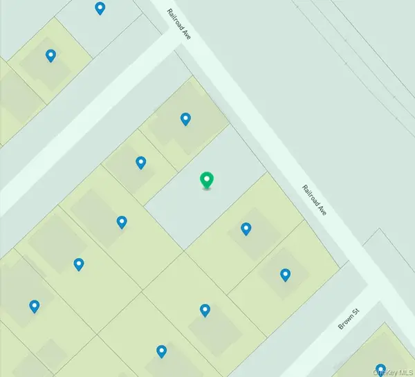 27 Railroad Avenue, Port Jervis, NY 12771