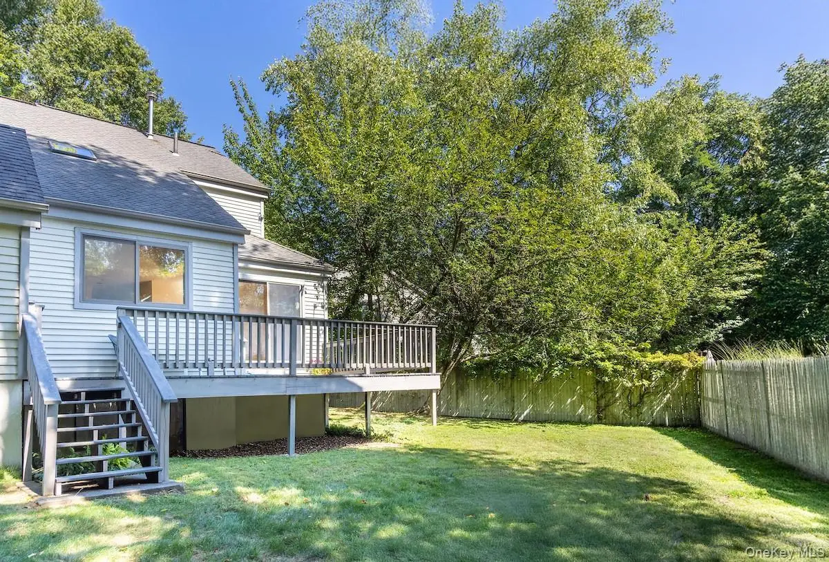 1001 Hunters Run, Dobbs Ferry, NY 10522 - Image #1