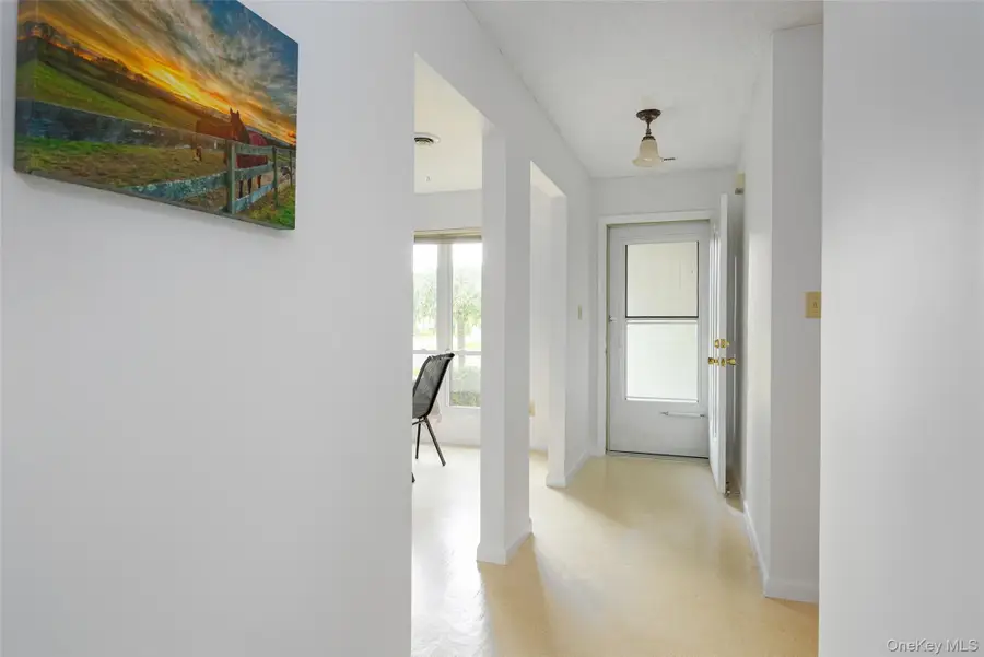 4 Pond Drive W, Rhinebeck, NY 12572 - Image #3