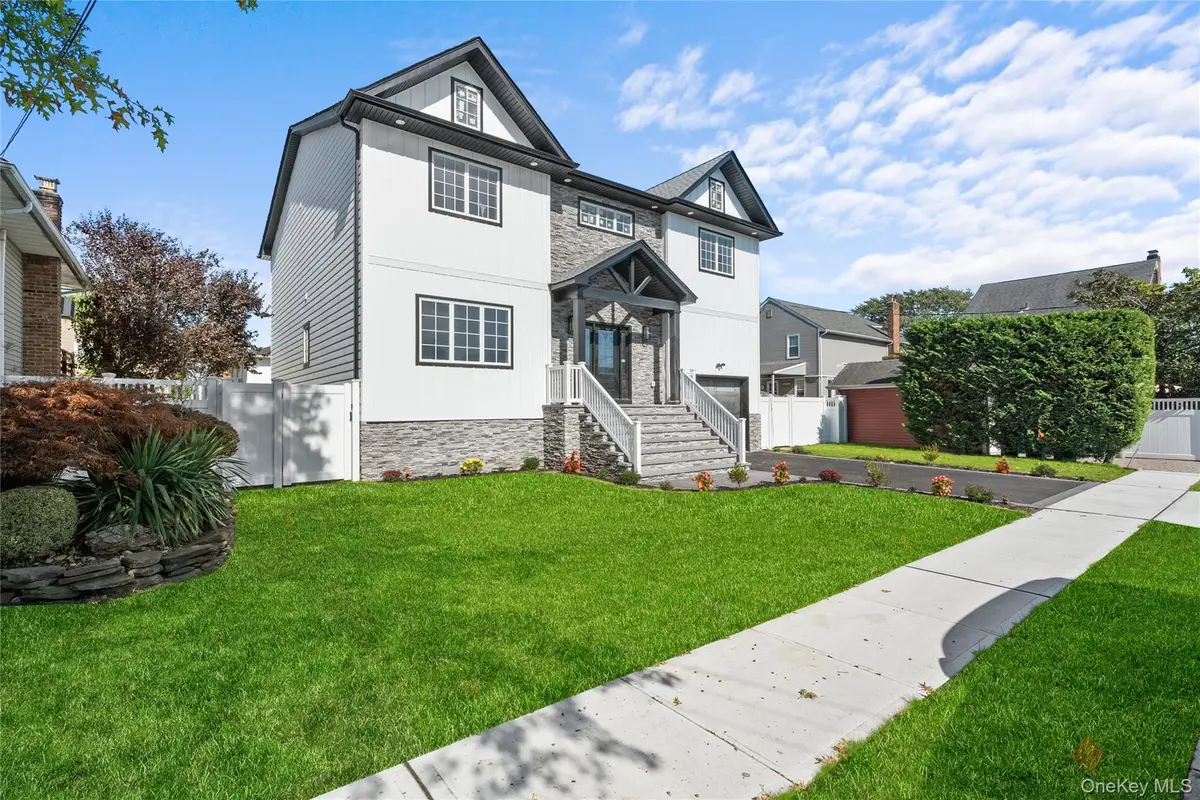 450 Morea Street, Oceanside, NY 11572 - Image #1