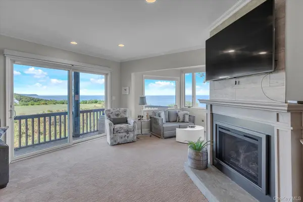 517 Fox Hill Drive, Baiting Hollow, NY 11933