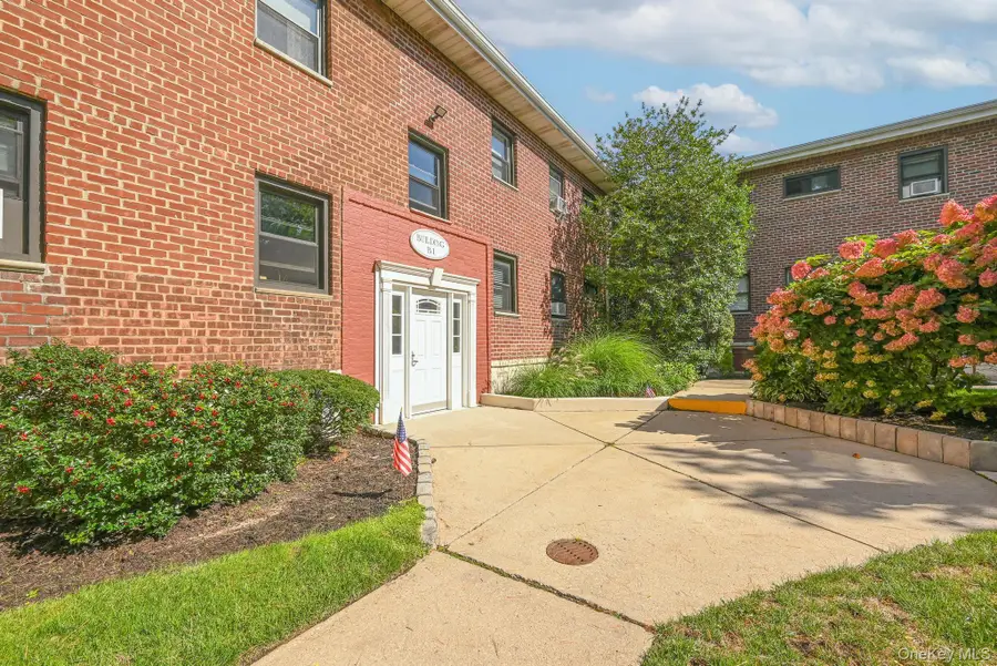 5 Adelaide Street #B1 D2, Floral Park, NY 11001 - Image #3