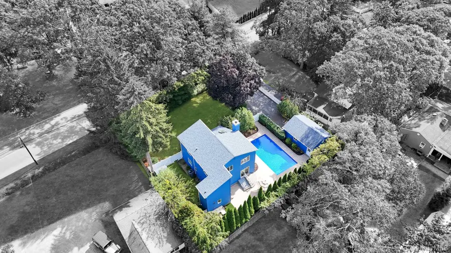 430 Browns Road, Nesconset, NY 11767 - Image #2