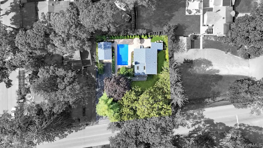 430 Browns Road, Nesconset, NY 11767 - Image #3