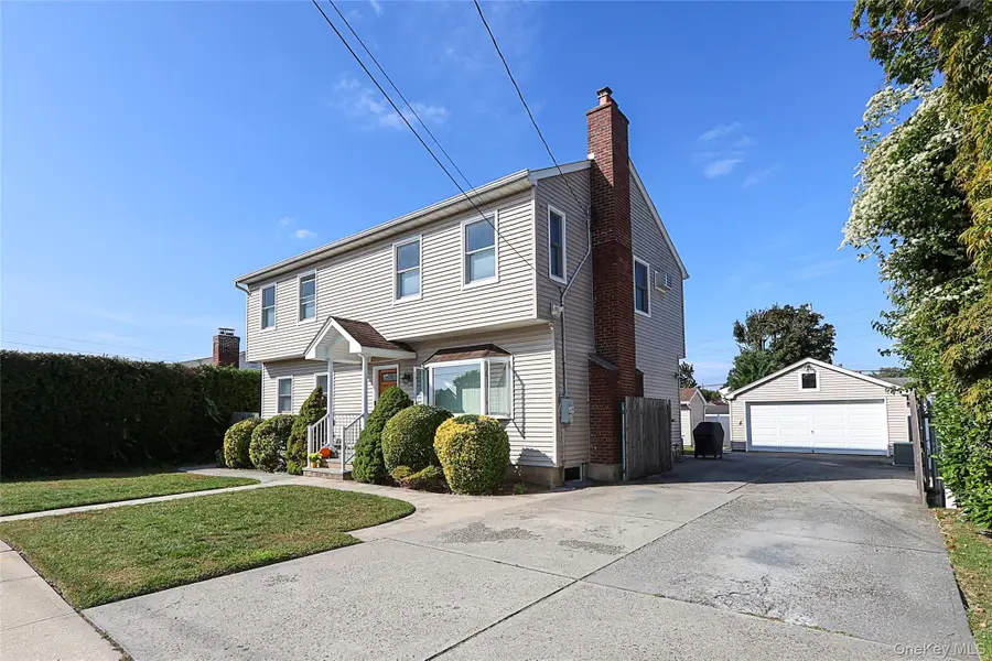 115 Myers Avenue, Hicksville, NY 11801 - Image #2