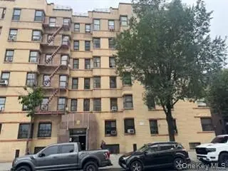 860 Grand Concourse #4I, Bronx, NY 10451 - Image #2