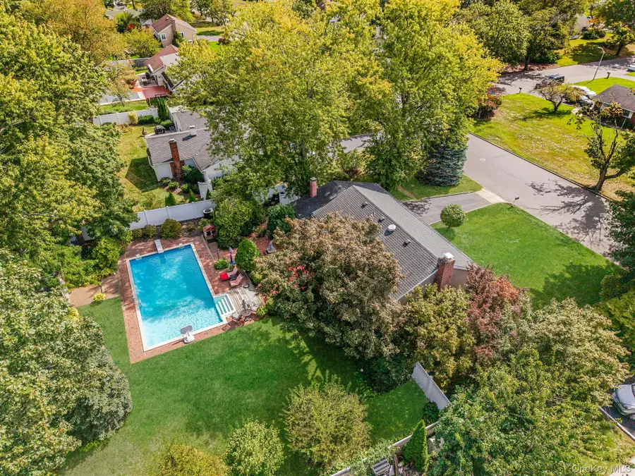 3 Bowen Place, Stony Brook, NY 11790 - Image #2