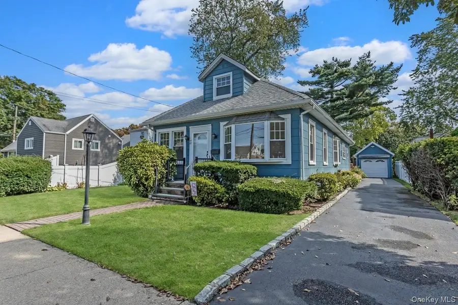 1887 Bryant Place, Baldwin, NY 11510 - Image #2