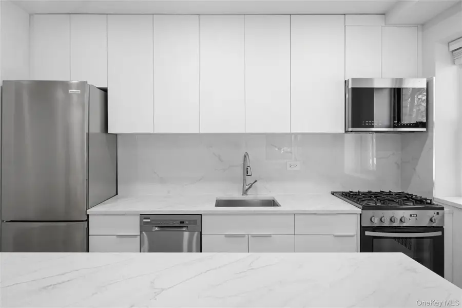 25-10 31st Avenue #2M, Astoria, NY 11106 - Image #3