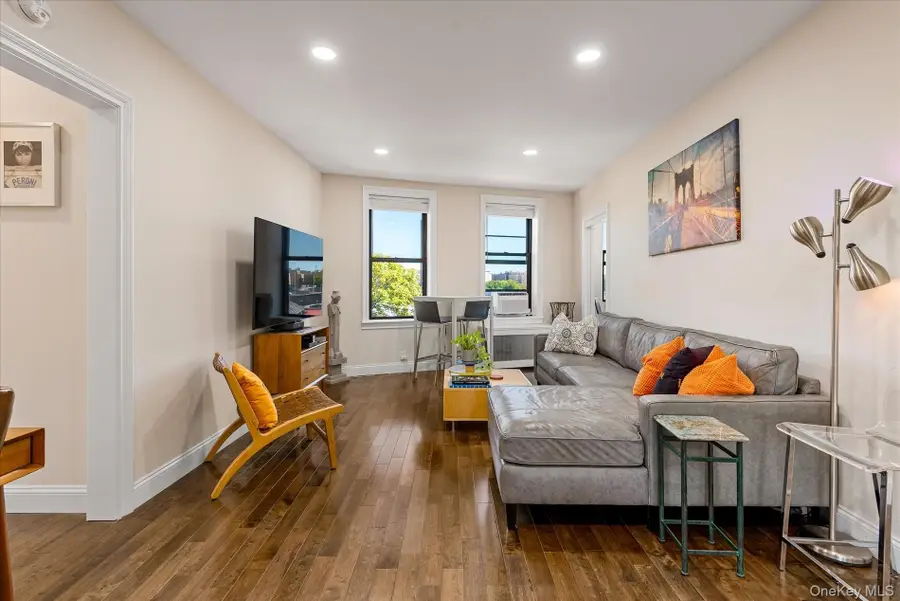 270 Seaman Avenue #D3, New York, NY 10034 - Image #2