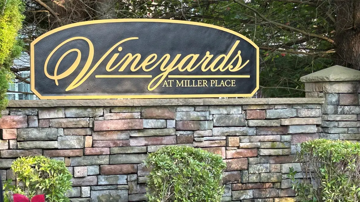 37 Halley Lane, Miller Place, NY 11764 - Image #1