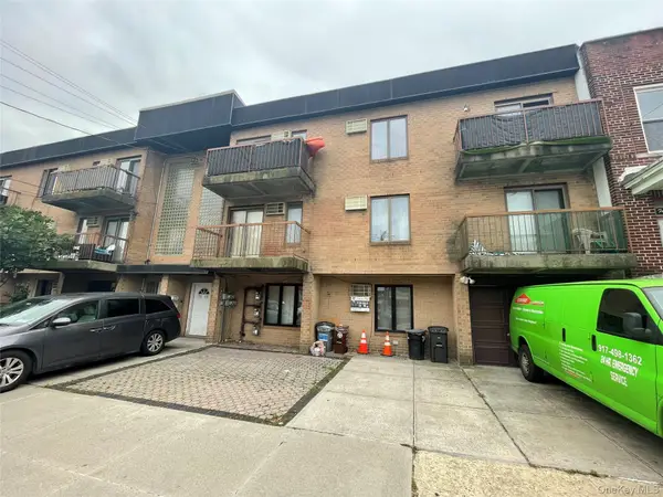 76-14 69th Road, Middle Village, NY 11379