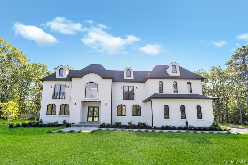 19 Carman Road, Dix Hills, NY 11746 - Image #1