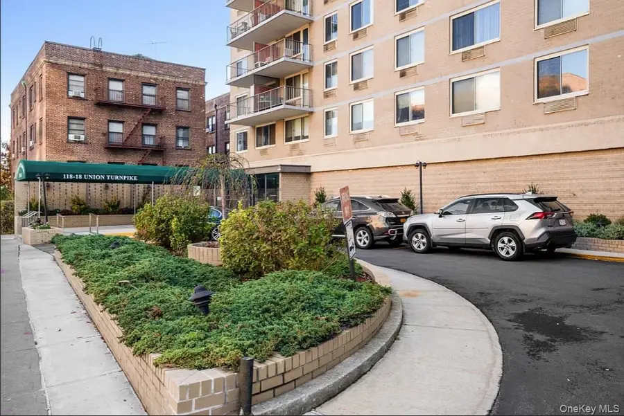 118-18 Union Turnpike #16A, Kew Gardens, NY 11415 - Image #3