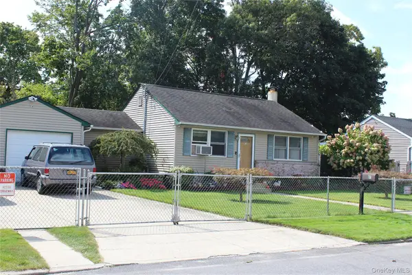 61 Saint Peters Drive, Brentwood, NY 11717