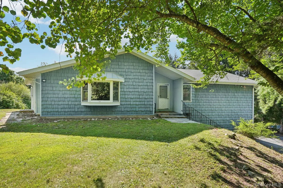 10 Rebecca Drive, Pawling, NY 12564 - Image #1