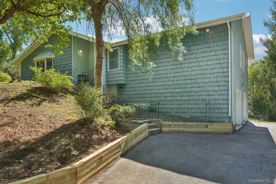 10 Rebecca Drive, Pawling, NY 12564 - Image #2