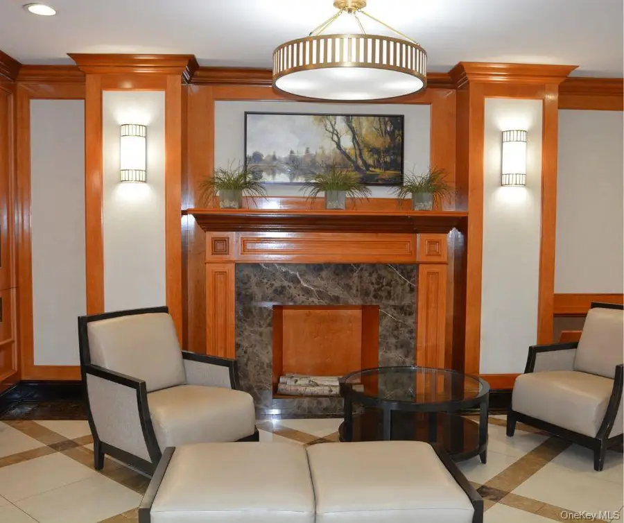 118-18 Union Turnpike #9L, Kew Gardens, NY 11415 - Image #3