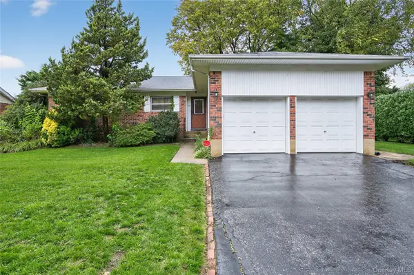 32 Rockland Drive, Jericho, NY 11753