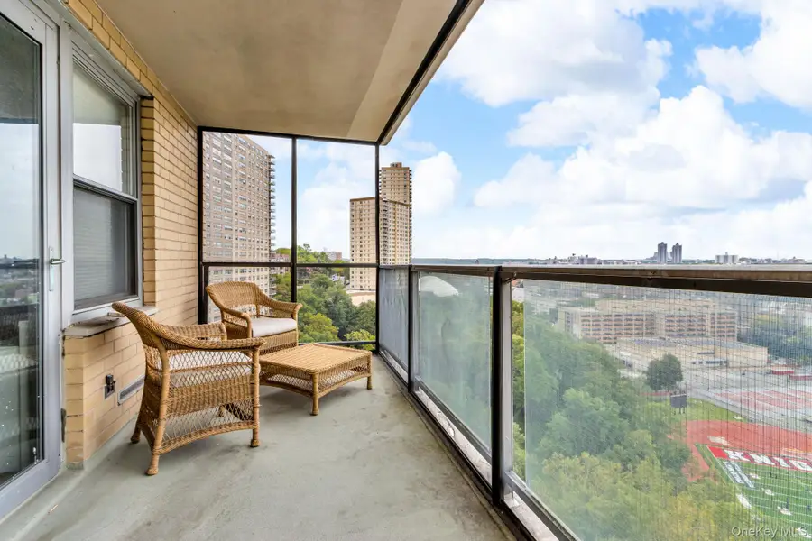 2500 Johnson Avenue #15P, Bronx, NY 10463 - Image #2