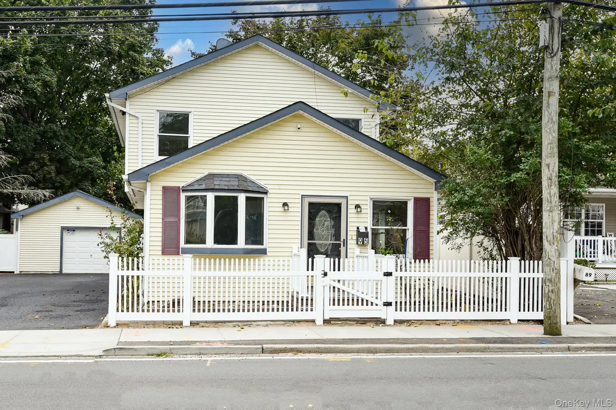 95 E Pulaski Road, Huntington Station, NY 11746 - Image #1