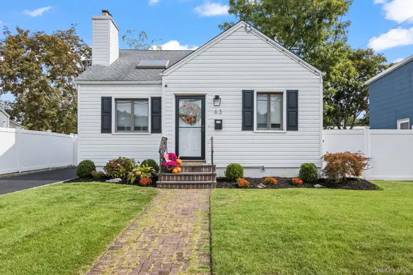 63 Division Avenue, Blue Point, NY 11715