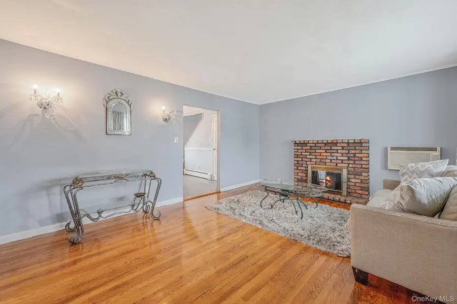 55 Moore Avenue, Oceanside, NY 11572 - Image #3