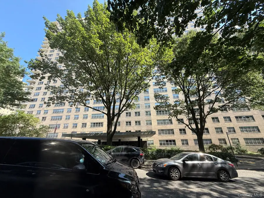 555 Kappock Street #11P, Bronx, NY 10463 - Image #2
