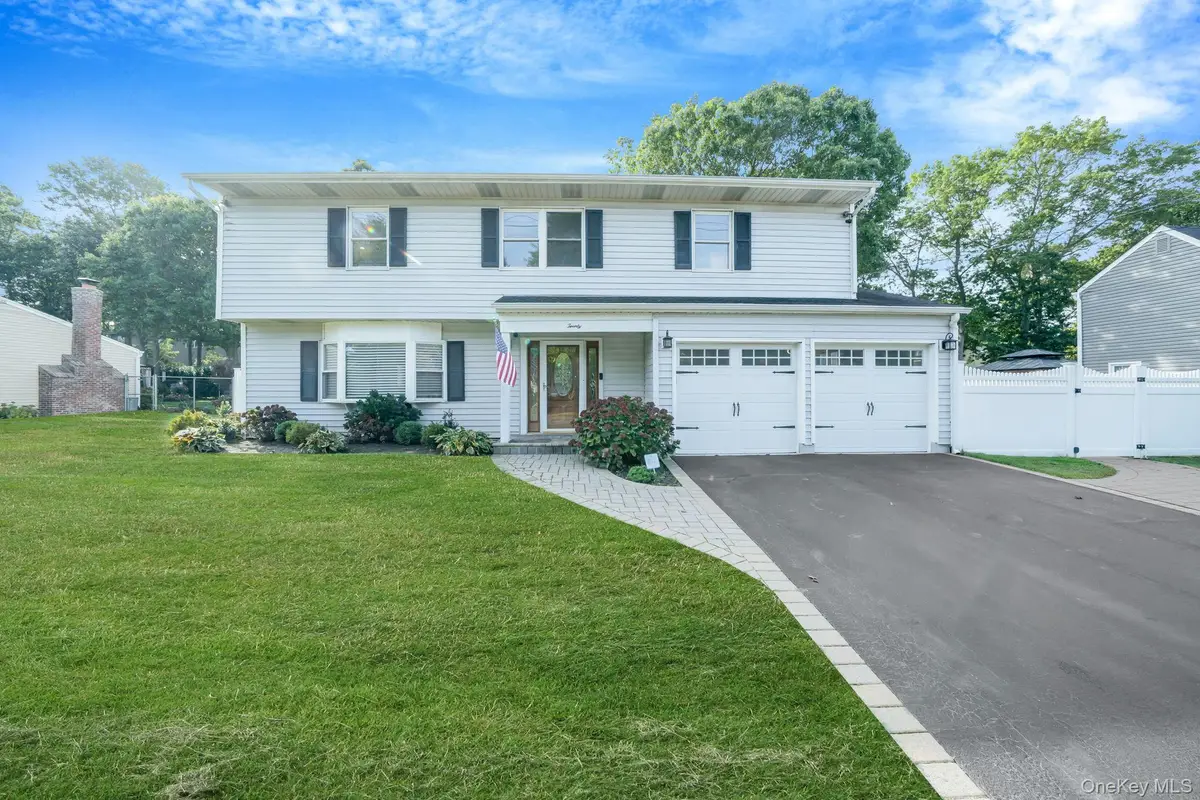 20 Janet Street, Port Jefferson Station, NY 11776 - Image #1