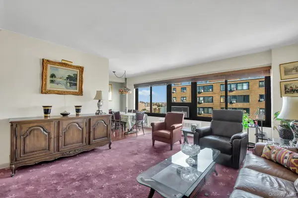 33-43 14 Street #14D, Astoria, NY 11106