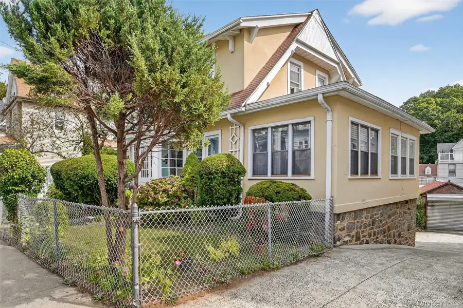 180 Saratoga Avenue, Yonkers, NY 10705 - Image #2