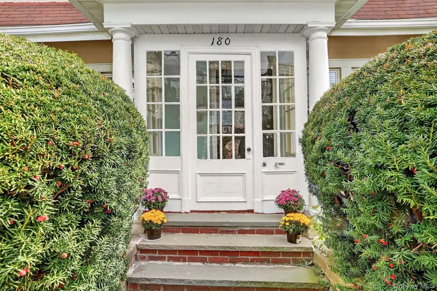 180 Saratoga Avenue, Yonkers, NY 10705 - Image #3