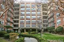 94-11 59th Avenue #D17, Elmhurst, NY 11373