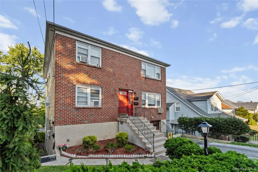 130 Staunton Street, Yonkers, NY 10704 - Image #2