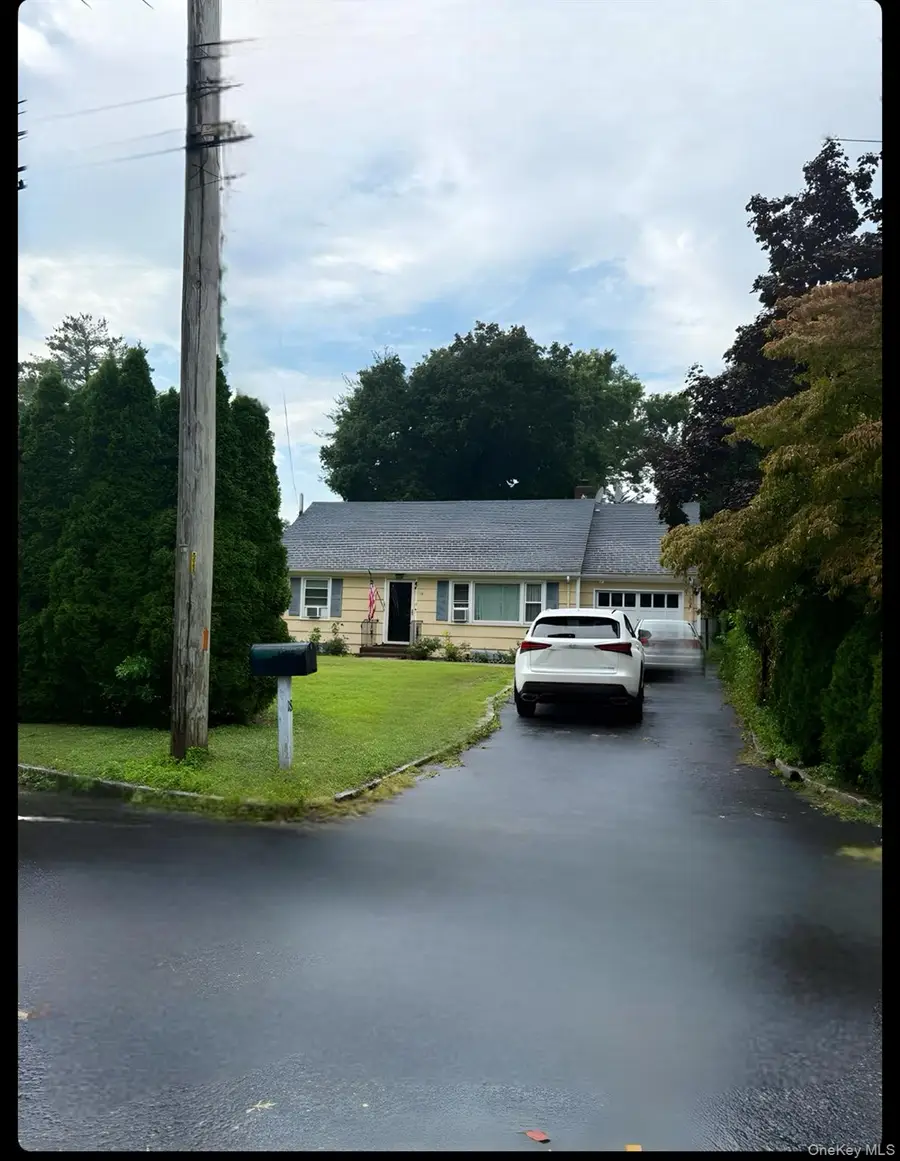 18 Downing Avenue, Sea Cliff, NY 11579 - Image #2