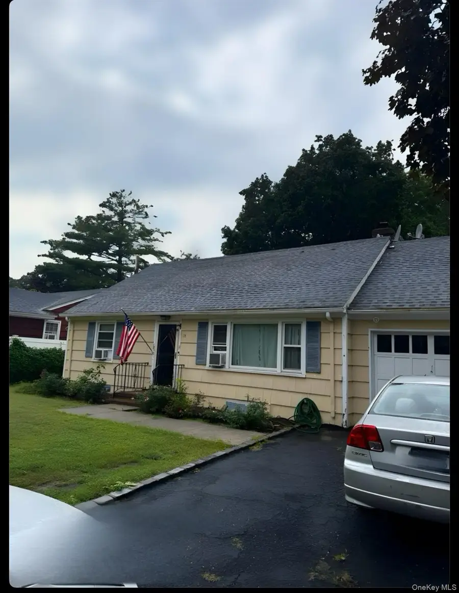 18 Downing Avenue, Sea Cliff, NY 11579 - Image #3