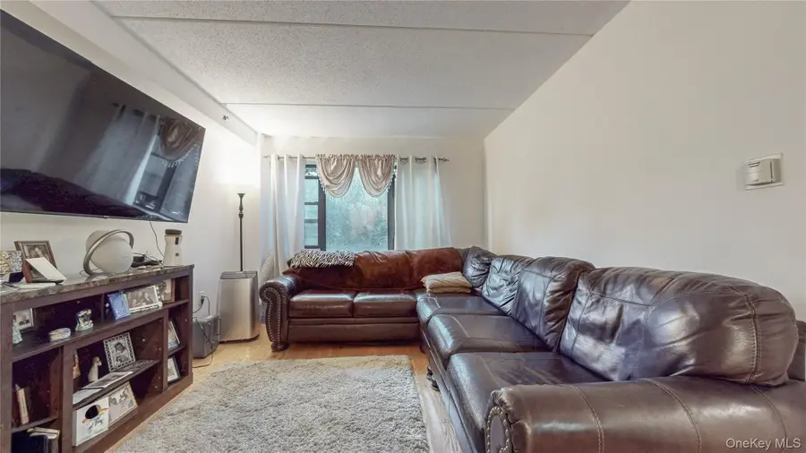 1275 Grant Avenue #2G, Bronx, NY 10456 - Image #2